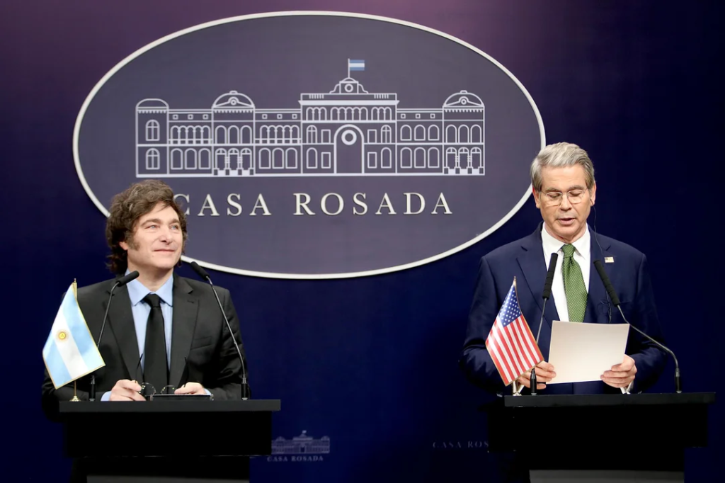 Estados Unidos ratificó su respaldo a las reformas económicas de Milei y destacó el rol de Caputo