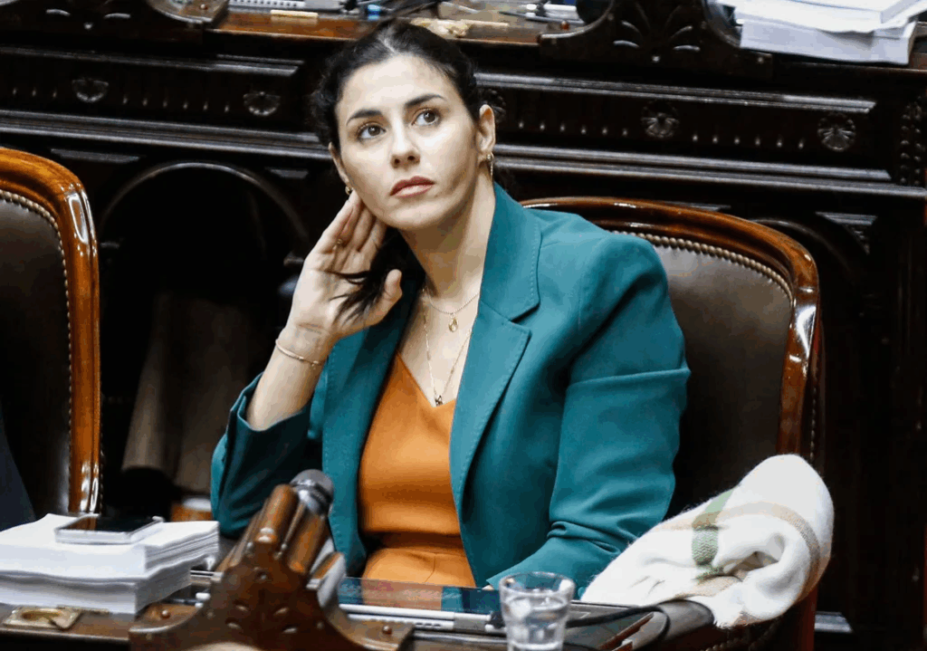 Marcela Pagano: “El papa Francisco nunca se arrodilló ante el poder.”