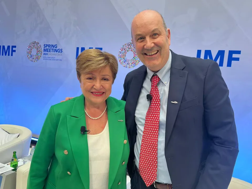El curioso regalo de Sturzenegger a la jefa del FMI: el cargo que ocupará en el organismo