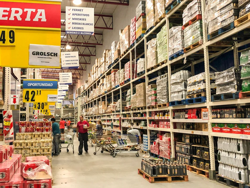 Supermercados mayoristas acordaron lanzar la "Black Week" con descuentos de hasta 40%