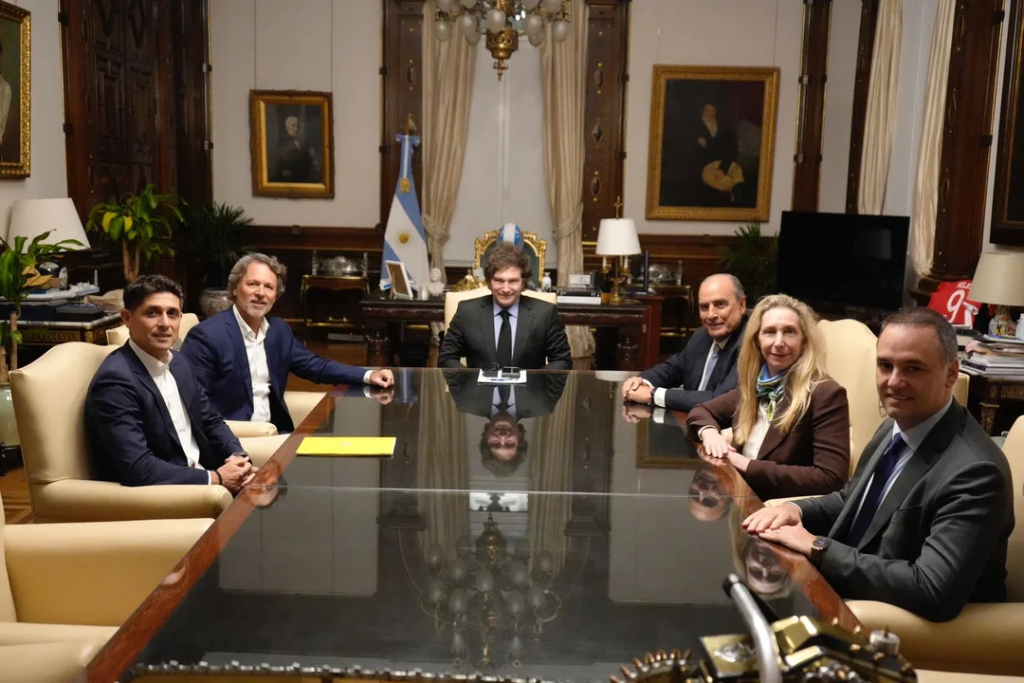 Milei recibió al presidente de Mercado Libre, que anunció una inversión de 2.600 millones de dólares