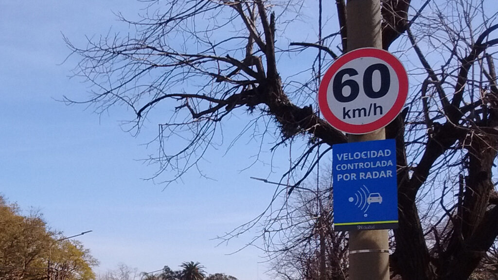 Infracciones: exceso de velocidad, semáforo en rojo y falta de casco, las más cometidas por nicoleños