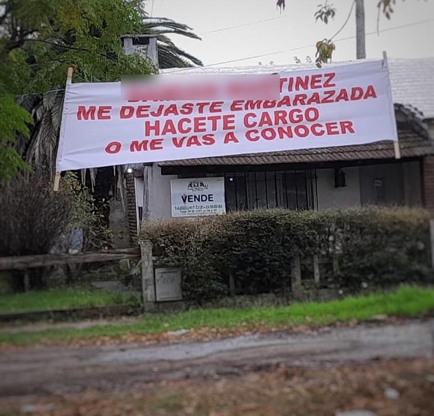 la plata carteles públicos