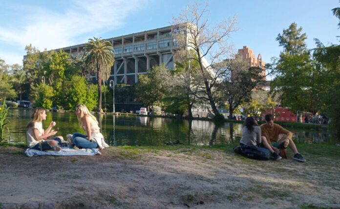 Sigue el viento norte y el “veranito” en gran parte del país: ¿cuándo llega el frío?