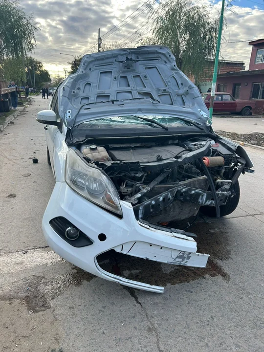 Ensenada: iba sin casco y murió tras ser atropellado por un auto