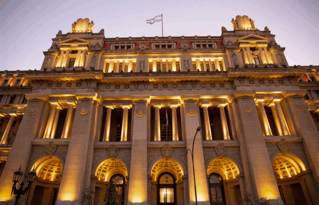 ampliación de la corte suprema miembros