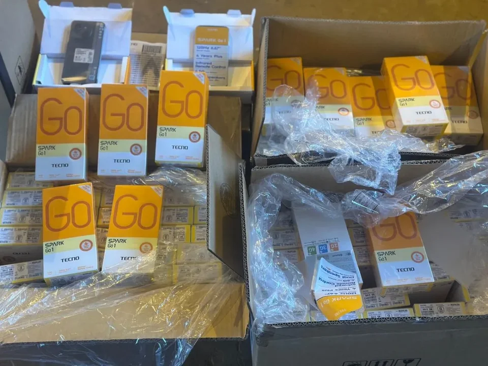 La Aduana incautó más de 20.000 celulares de contrabando en un operativo
