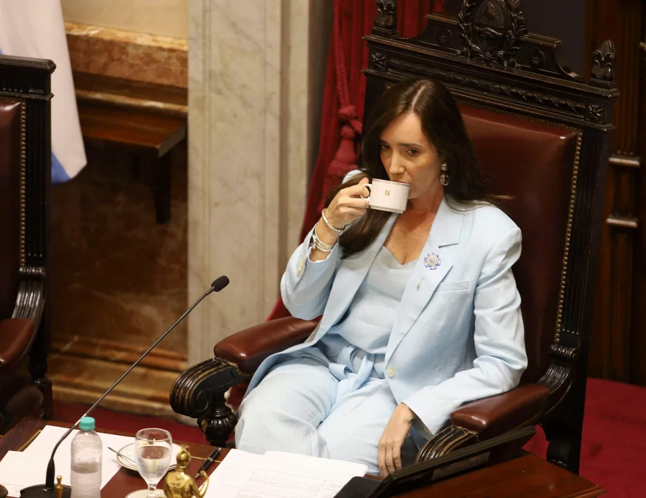"Bajemos los niveles de ansiedad": Victoria Villarruel mandó a tomar "café con leche" a quienes la criticaron