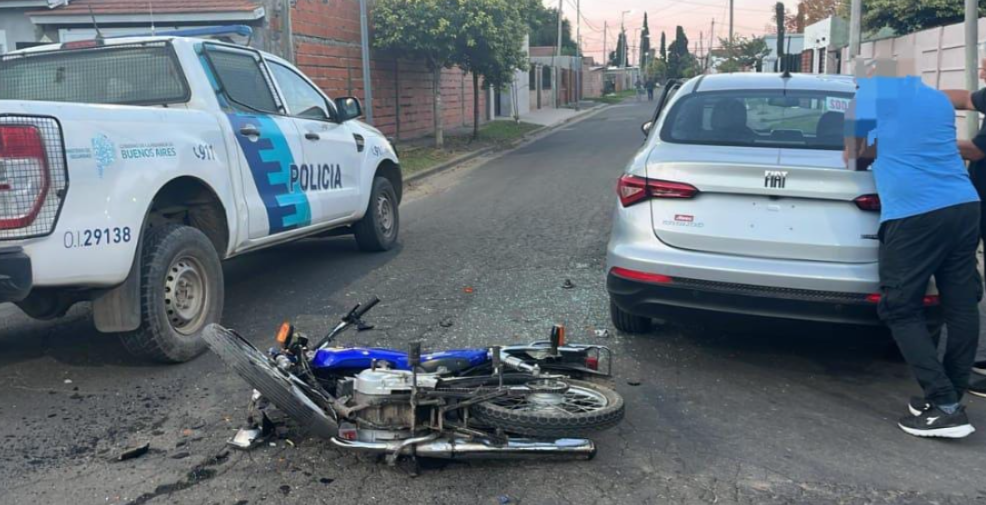17 años resultó herido moto