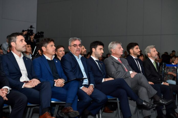 Kicillof junto a gobernadores criticó la apertura del comercio exterior y pidió cuidar la industria