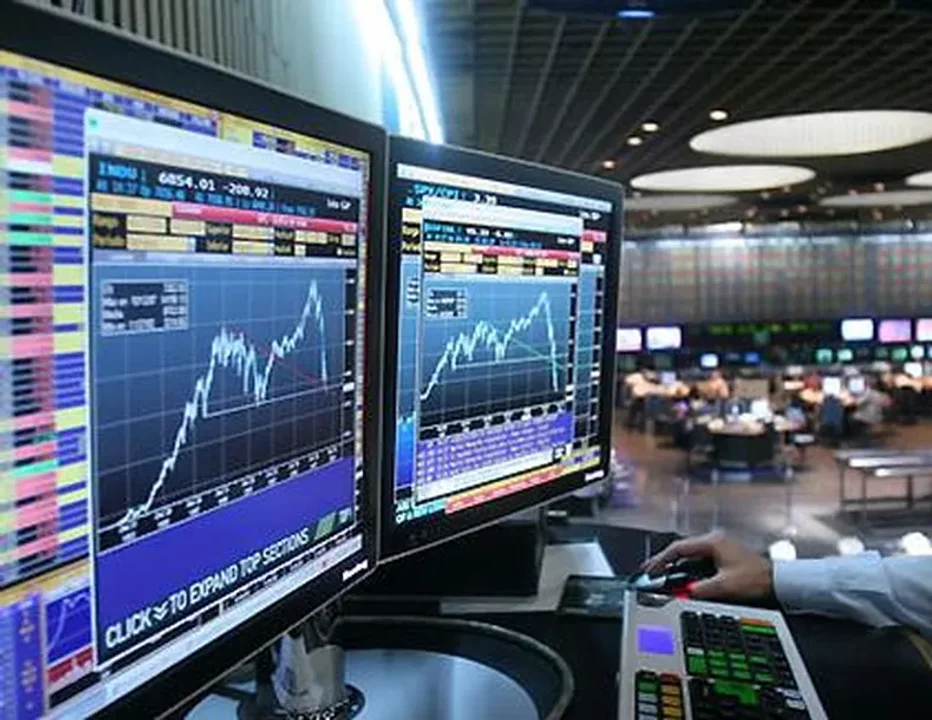 El Merval cerró hoy con una caída de 3,29% y bonos en dólares en alza