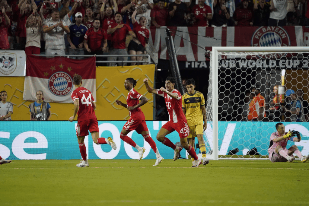 Bayern Múnich derrotó a Boca sobre el final