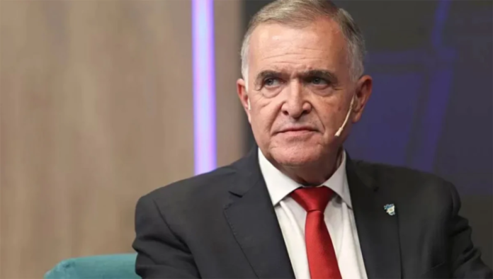 Un gobernador dialoguista se desmarcó de Milei y le dijo que “solo no va a poder gobernar”