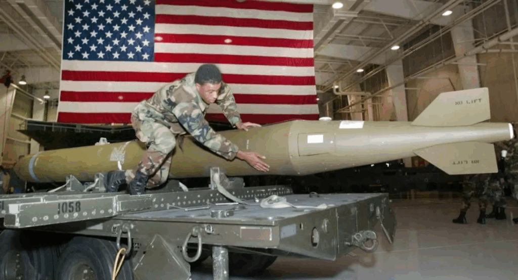 Washington confirma “daños graves” en 3 plantas nucleares de Irán tras el ataque con los B-2