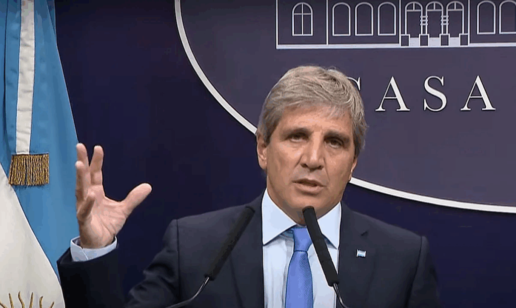 Caputo confirmó que el Tesoro Nacional compró US$ 200 millones