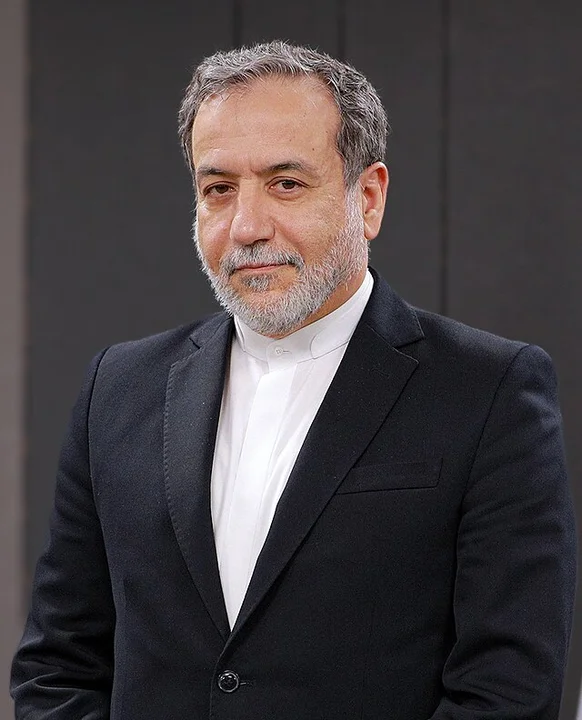 Canciller iraní insta a Trump a abandonar el "tono irrespetuoso" hacia el líder supremo de Irán