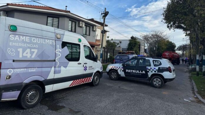 Quilmes: dos personas muertas en el incendio de una vivienda