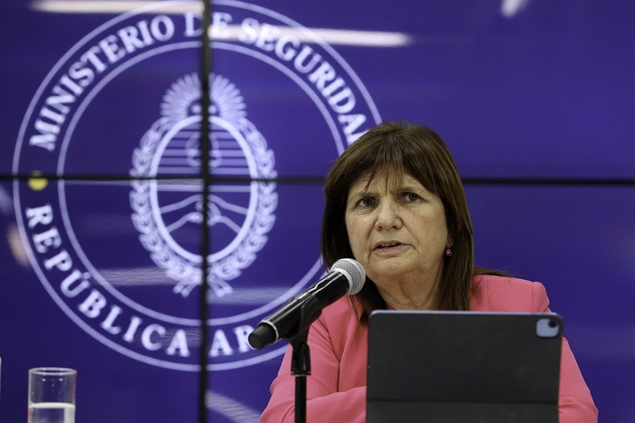 policía