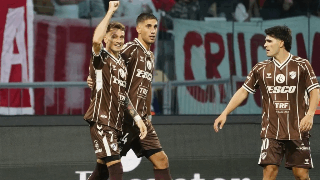 Platense venció a Huracán y es campeón del Torneo Apertura 2025