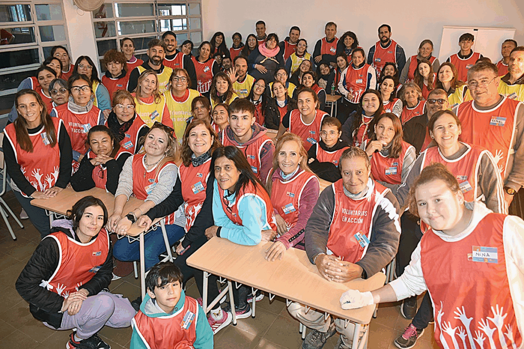 Ternium cerró la 23° edición de Voluntarios en Acción con la renovación de la Escuela N° 32 de Villa Riccio