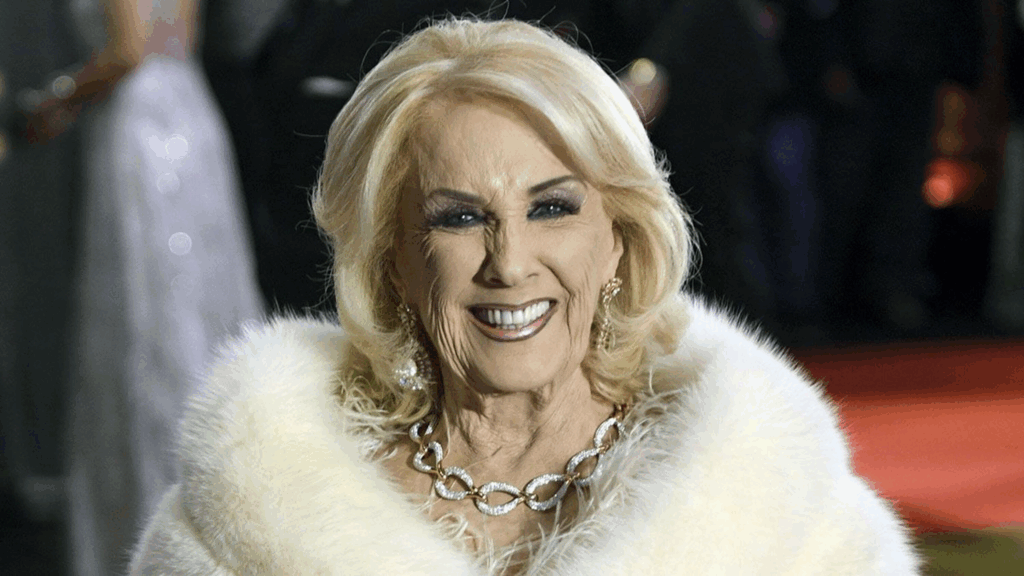 La emoción de Mirtha Legrand por los 57 años de su programa