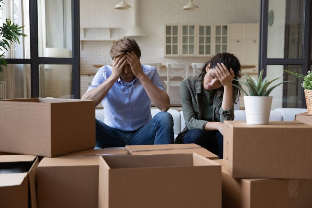 Por el elevado costo de alquilar, cada vez más personas comparten vivienda o regresan con sus familias