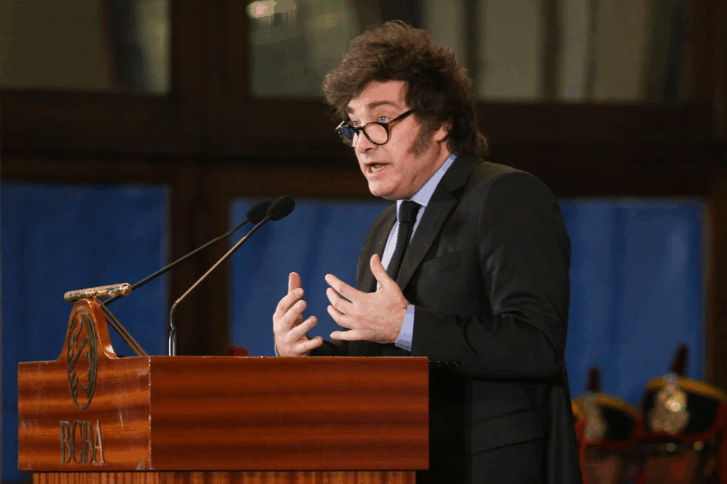 "En octubre las urnas hablarán": Javier Milei celebró las encuestas favorables que compartió su vocero