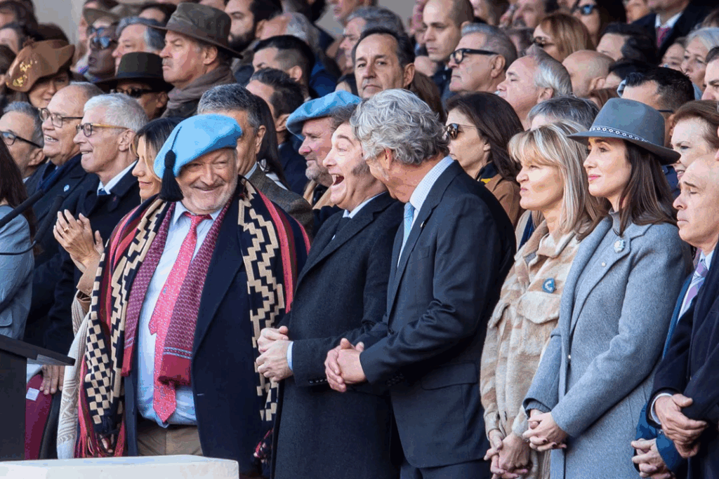 tensa y esperada primera cumbre Milei