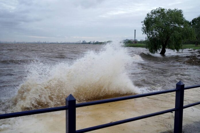 Alerta por crecida del Río de La Plata en Berisso y Ensenada