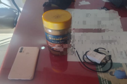 aprehendieron hombre por sustraerle el celular