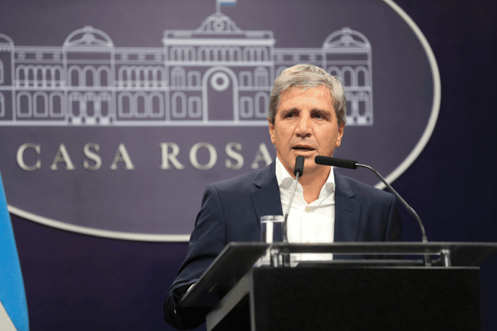 El BID aprobó préstamos por US$1.200 millones para reformas fiscales y privatizaciones en Argentina