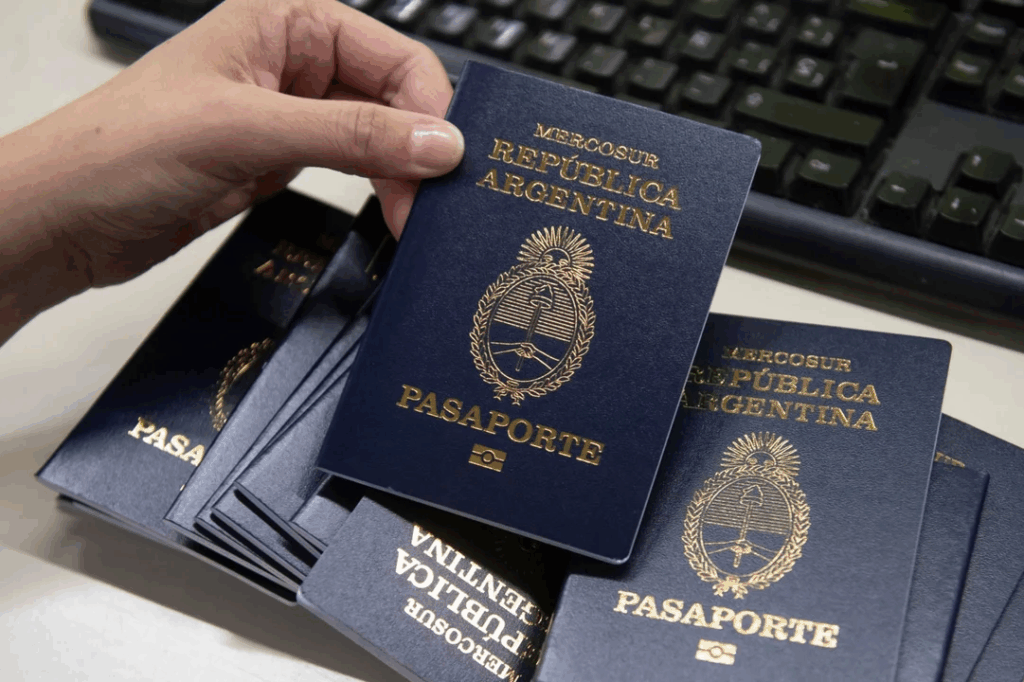 El Gobierno iniciará el proceso para permitir el ingreso de argentinos a EE.UU. sin necesidad de visa