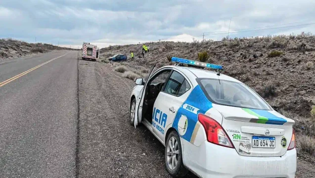 Murieron tres personas por un vuelco en la Ruta 6, cerca de General Roca