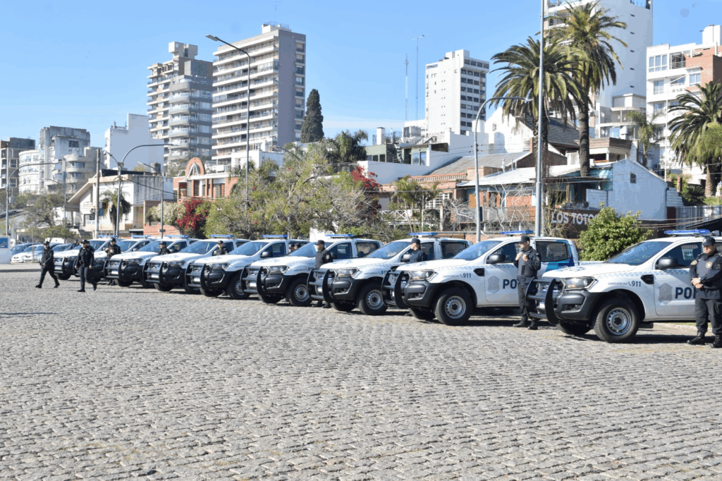 A la espera de patrulleros para San Nicolás: el ministro de Seguridad bonaerense aseguró inversiones para todos los distritos