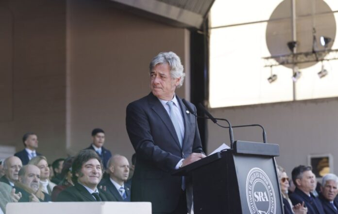 Para el presidente de la Rural, las retenciones son un impuesto “perverso”