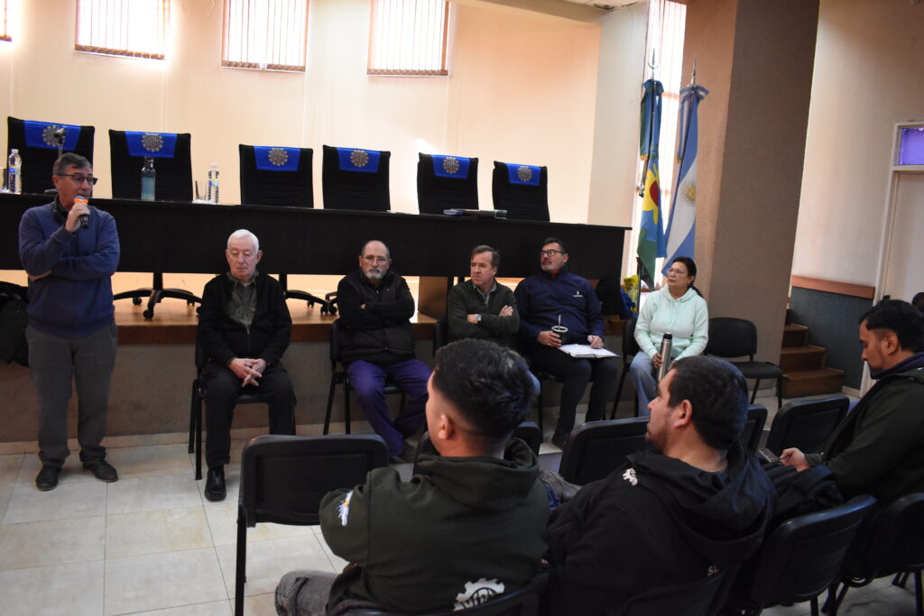 uom y las contratistas de ternium audiencia