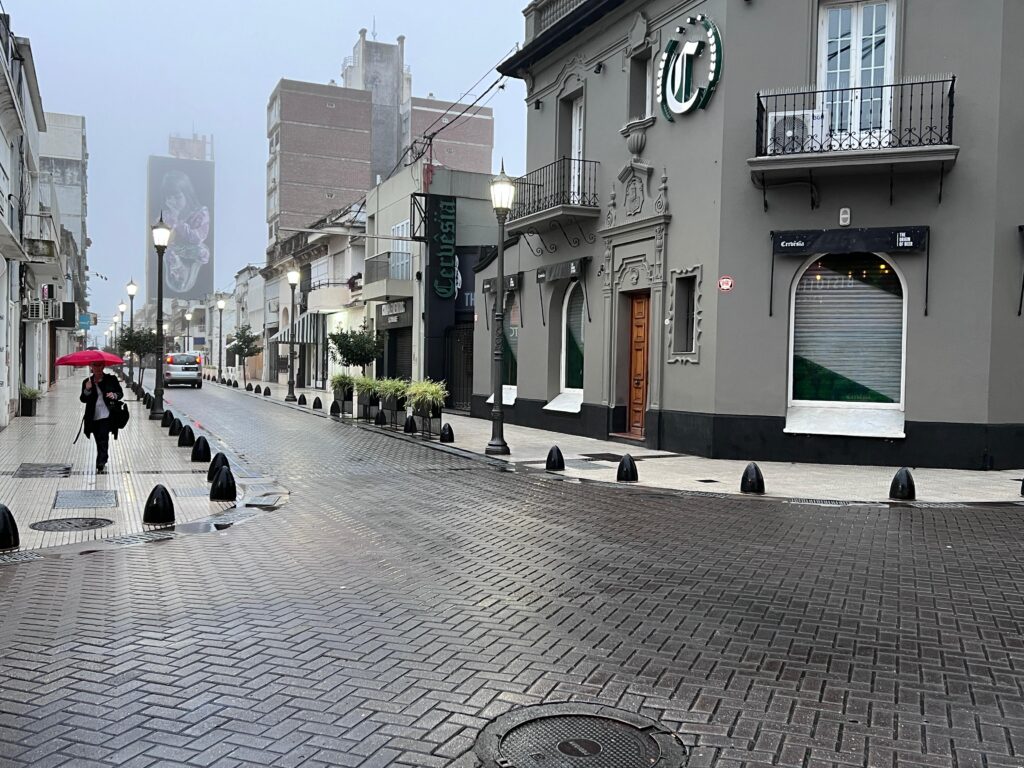 tormentas y bajas temperaturas lluvias