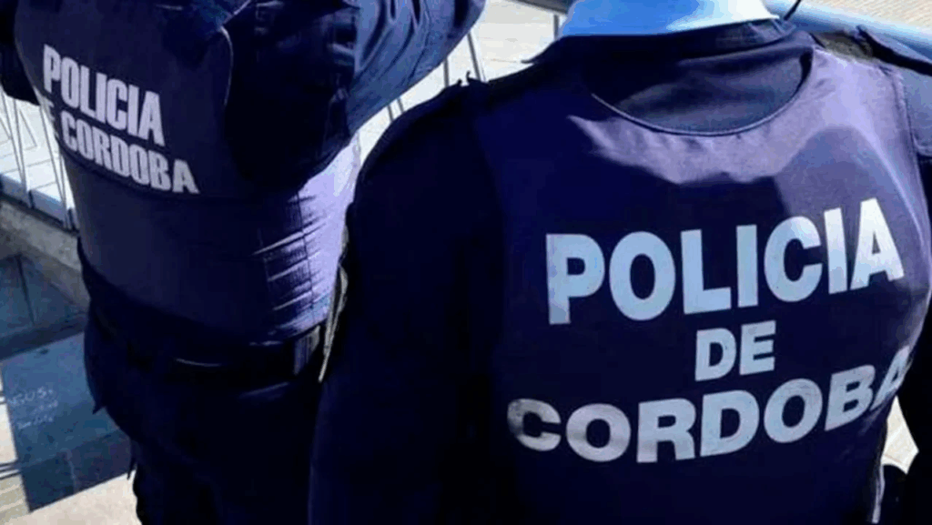 Córdoba: cayó un punto de venta de drogas que operaba disfrazado de gomería frente a una escuela