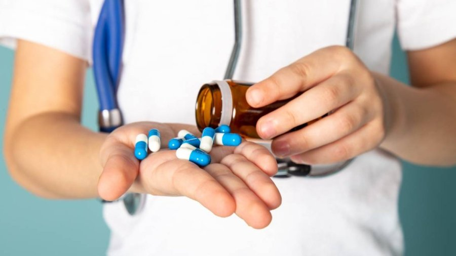 Resfrío, congestión, tos: advierten sobre el uso innecesario de antibióticos para tratar virus del invierno