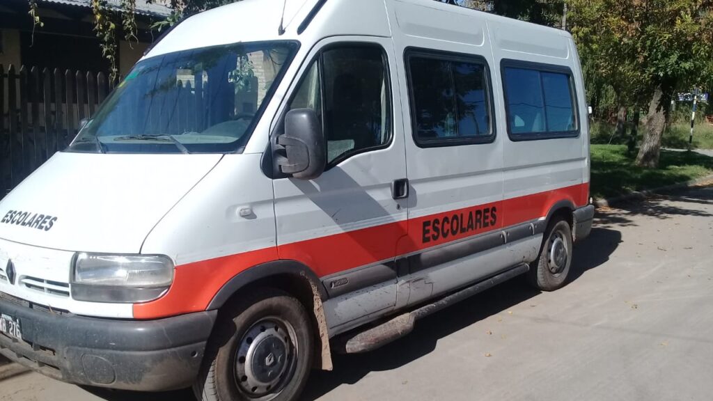 Por retrasos en los pagos, peligra la continuidad del servicio de transporte escolar en San Nicolás