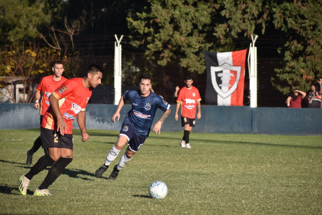 Fútbol local: comienza la octava fecha