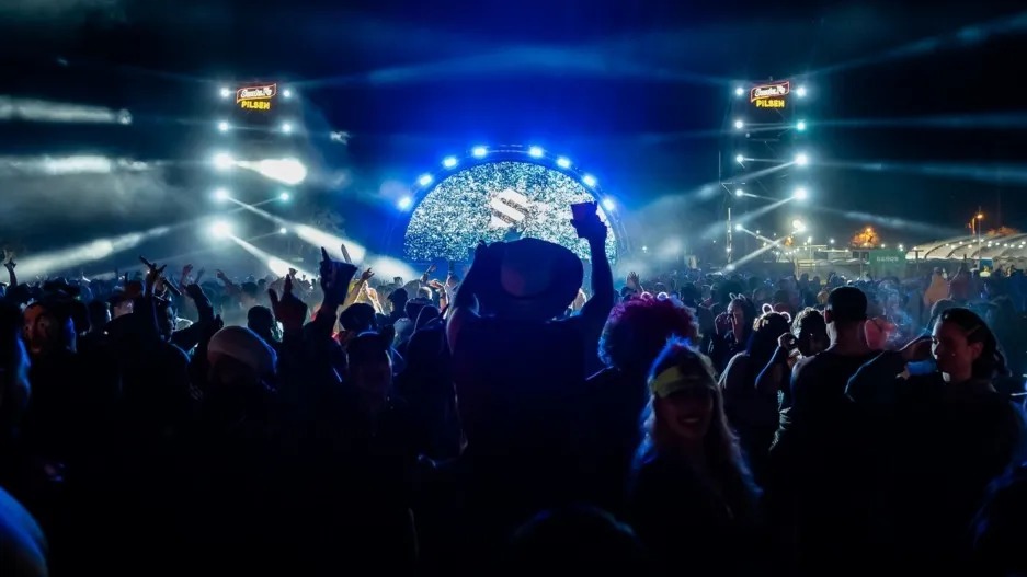preventa para la fiesta de disfraces autódromo