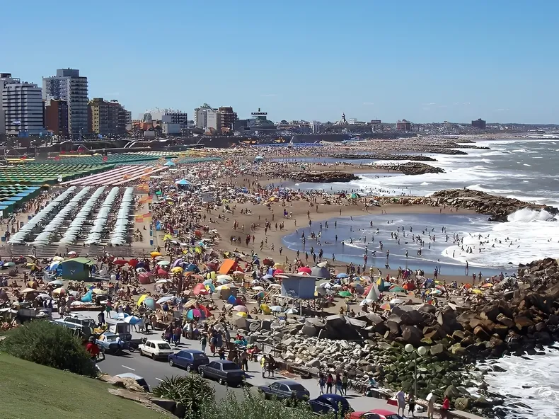 Alquilar una casa en Mar del Plata por inmobiliaria costará casi $1 millón por semana