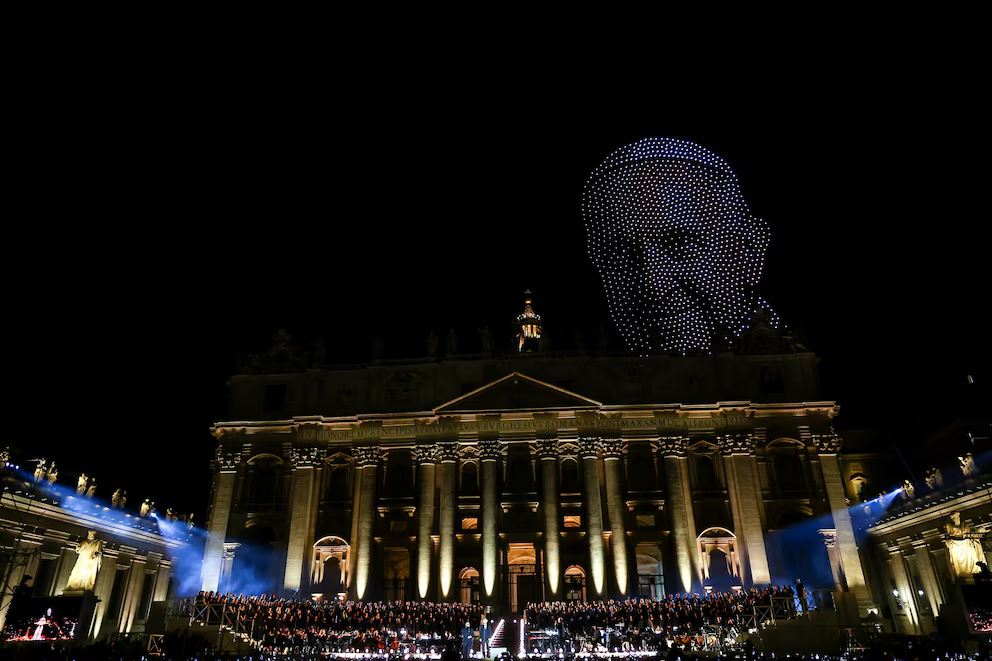 vaticano multitudinario concierto por la fraternidad papa Francisco