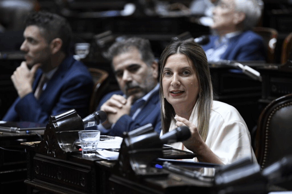 diputados cruce entre Ritondo y Lospennato