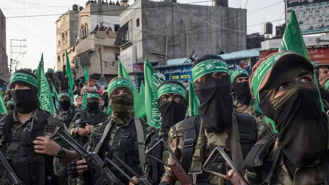 Hamas difundió una imagen de los 48 rehenes israelíes aún cautivos en Gaza