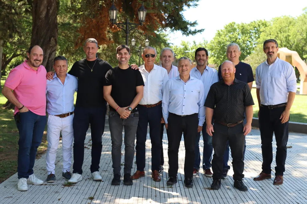 Intendentes peronistas de la Quinta sección pidieron a Javier Milei que recapacite