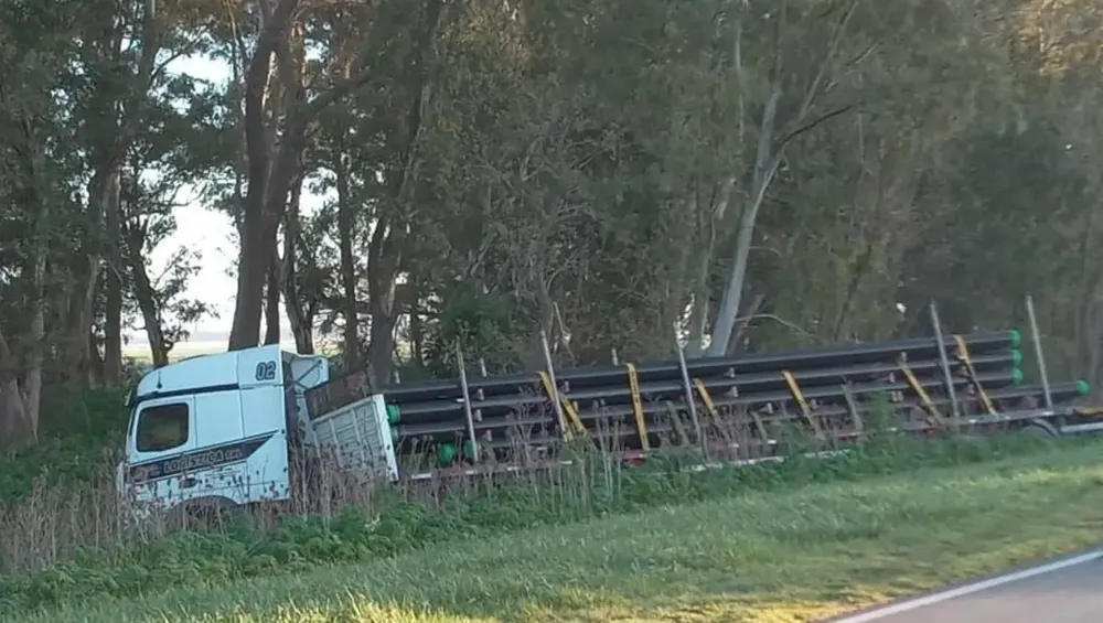 Laprida: dos muertos y un herido grave en un choque en la Ruta 51