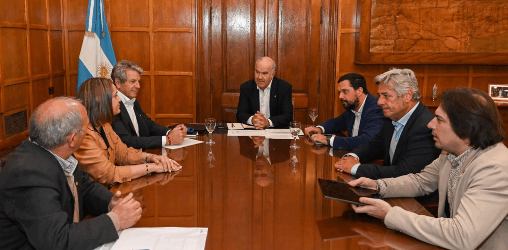gobierno pidió a productores negociar exportadores
