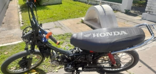 circular en una moto con numeración chasis